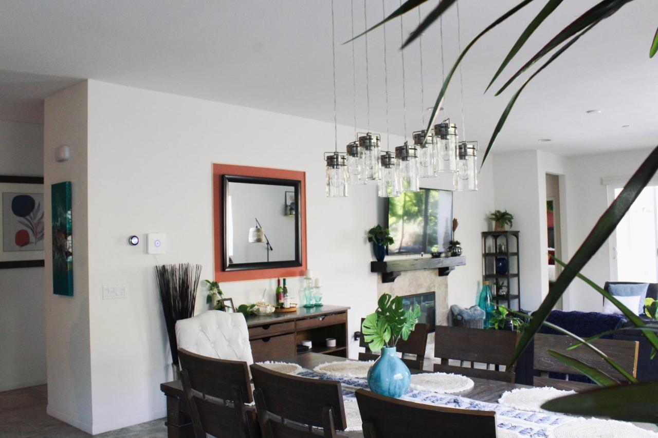 Entire Bungalow W/ Private Pool Near Palm Springs! Indio Exterior foto